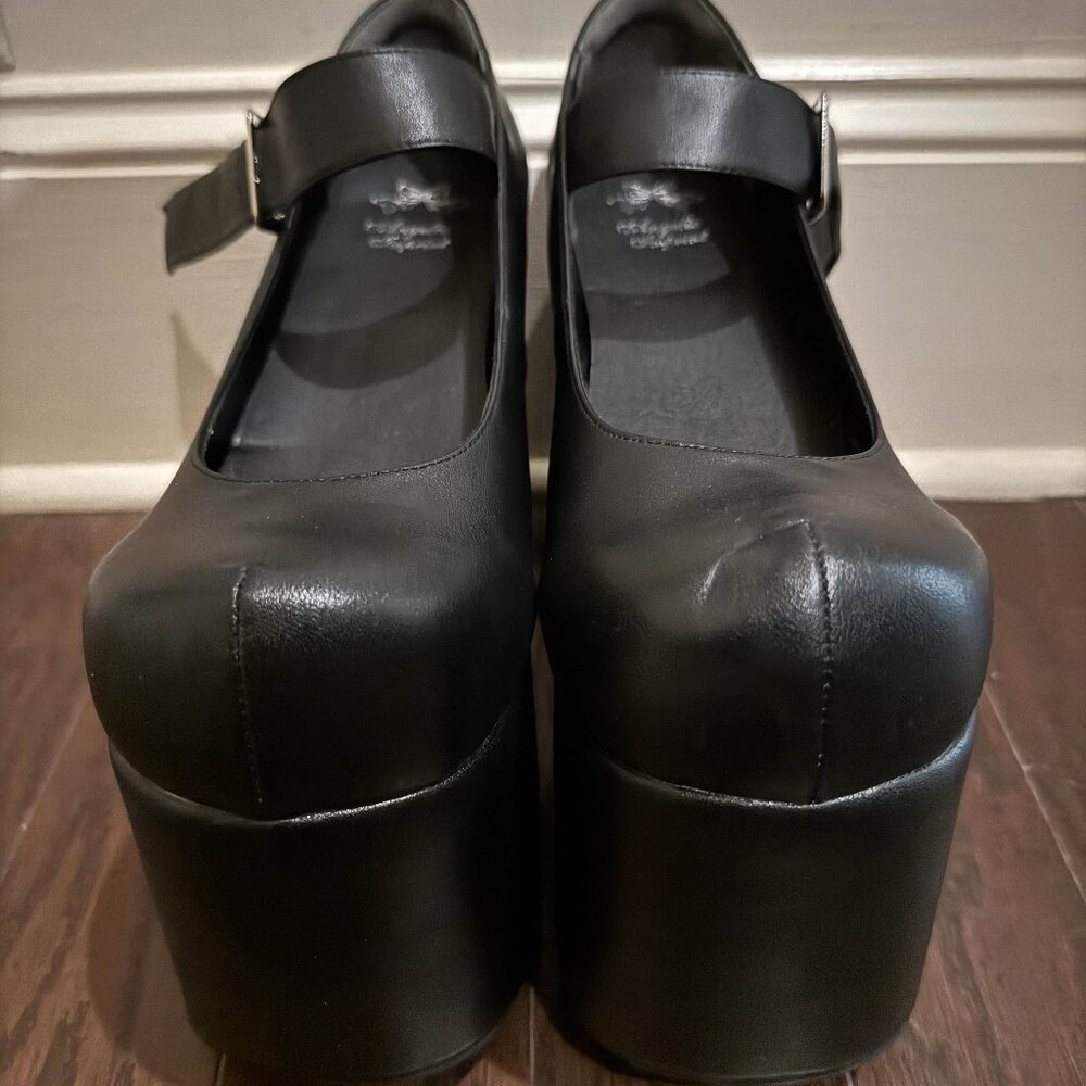 Angelic imprint high heel pumps